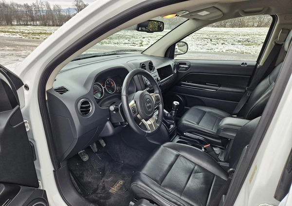 Jeep Compass cena 23500 przebieg: 170145, rok produkcji 2012 z Ujście małe 29